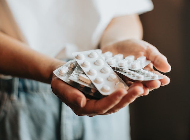 Holistic nutrition and medication