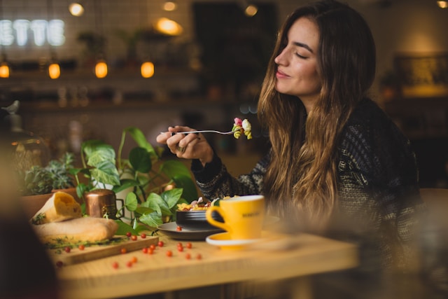 Food as a Longevity Signal